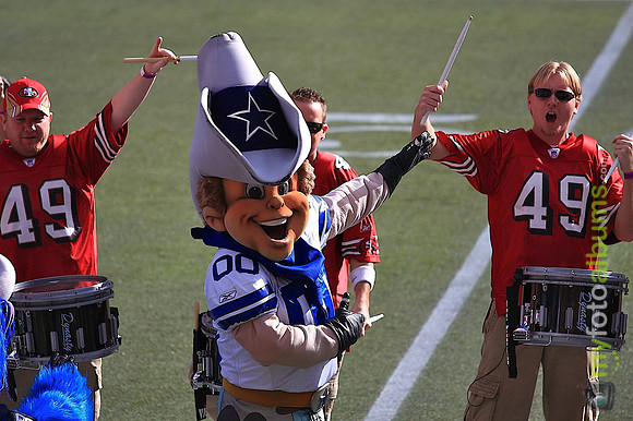 Dallas Cowboys Mascot, Howdy & the SF 49ers "Noise" Band